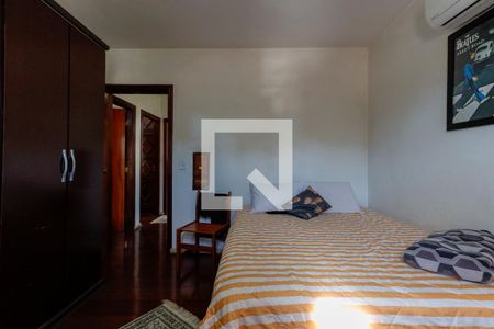 Casa à venda com 290m², 3 quartos e 2 vagas Casa à venda com 290m², 3 quartos e 2 vagasQuarto 2