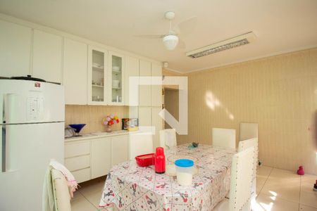 Casa à venda com 260m², 3 quartos e sem vagaCozinha