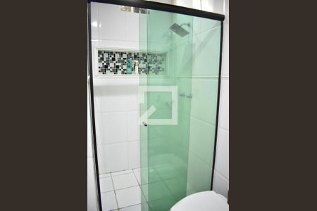 Casa de condomínio para alugar com 240m², 3 quartos e 4 vagasBanheiro da Suíte