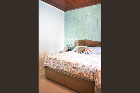 Casa de condomínio para alugar com 240m², 3 quartos e 4 vagasQuarto 2 - Suíte