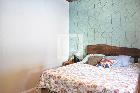 Casa de condomínio para alugar com 240m², 3 quartos e 4 vagasQuarto 2 - Suíte