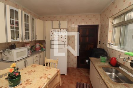 Casa à venda com 105m², 3 quartos e 2 vagasCozinha