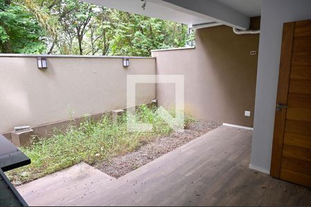 Casa de condomínio para alugar com 139m², 3 quartos e 2 vagasQuintal
