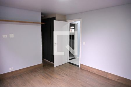 Quarto Suíte de casa de condomínio para alugar com 3 quartos, 139m² em Parque Frondoso, Cotia