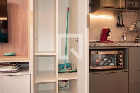 Studio para alugar com 22m², 1 quarto e sem vaga Studio para alugar com 22m², 1 quarto e sem vagaArmário de serviço