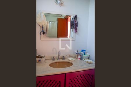 Apartamento para alugar com 150m², 3 quartos e 1 vaga Apartamento para alugar com 150m², 3 quartos e 1 vagaBanheiro suite