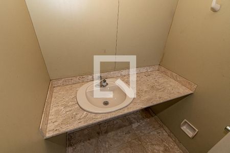 Apartamento à venda com 200m², 4 quartos e 2 vagas Apartamento à venda com 200m², 4 quartos e 2 vagasDetalhe Banheiro da Suíte 3