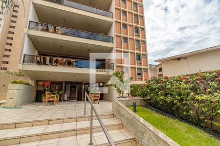 Apartamento à venda com 200m², 4 quartos e 2 vagas Apartamento à venda com 200m², 4 quartos e 2 vagasFachada do Prédio