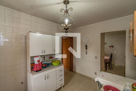 Apartamento à venda com 200m², 4 quartos e 2 vagas Apartamento à venda com 200m², 4 quartos e 2 vagasCozinha