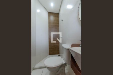 Casa de condomínio à venda com 172m², 3 quartos e 2 vagasBanheiro Social