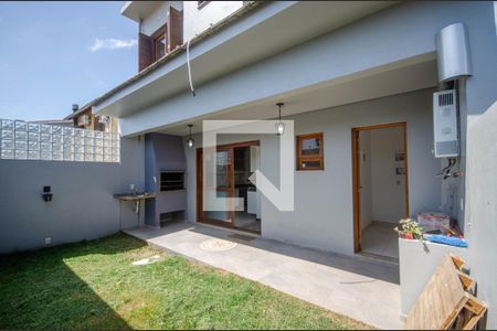 Casa de condomínio à venda com 172m², 3 quartos e 2 vagasQuintal