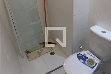 banheiro de apartamento para alugar com 1 quarto, 28m² em Vila Ema, São Paulo