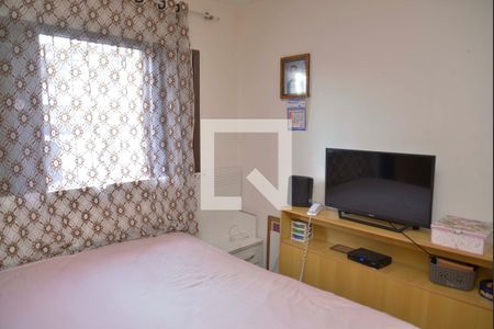 Casa à venda com 168m², 3 quartos e 3 vagas Casa à venda com 168m², 3 quartos e 3 vagasQuarto 2