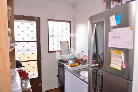 Casa à venda com 168m², 3 quartos e 3 vagas Casa à venda com 168m², 3 quartos e 3 vagasCozinha Suite 2