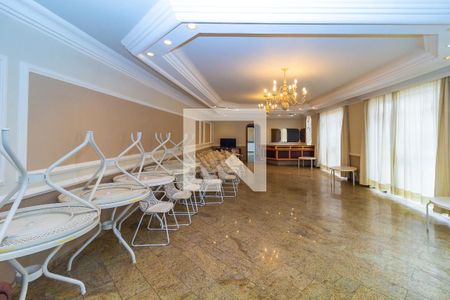 Apartamento à venda com 238m², 4 quartos e 4 vagas Apartamento à venda com 238m², 4 quartos e 4 vagasÁrea comum - Salão de festas