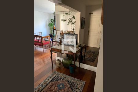 Apartamento à venda com 160m², 2 quartos e 2 vagas