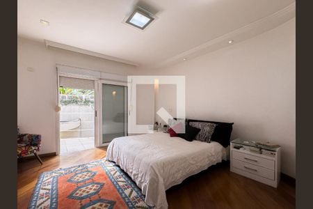 Casa à venda com 560m², 4 quartos e 4 vagas