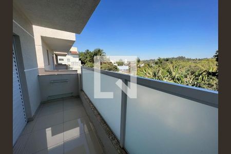 Casa de condomínio à venda com 300m², 5 quartos e 3 vagas