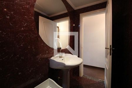 Casa de condomínio à venda com 700m², 4 quartos e 4 vagas