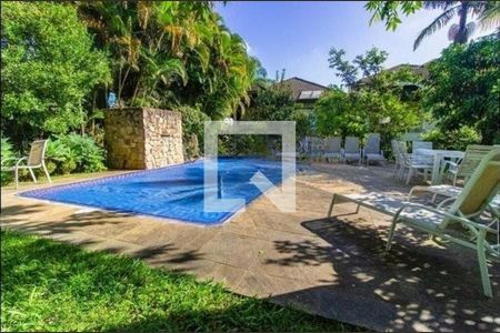 Casa de condomínio à venda com 700m², 4 quartos e 4 vagas