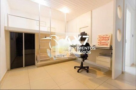 Casa de condomínio à venda com 700m², 4 quartos e 4 vagas