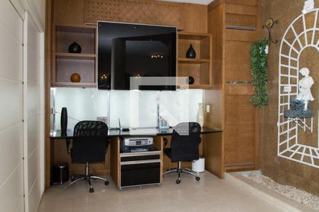 Casa de condomínio à venda com 700m², 4 quartos e 4 vagas