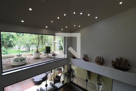 Casa de condomínio à venda com 700m², 4 quartos e 4 vagas