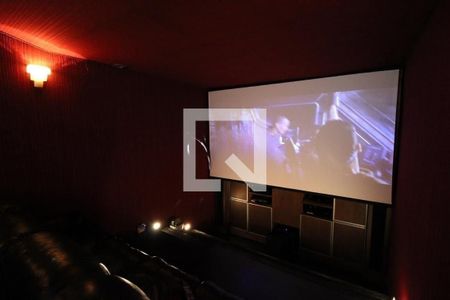 Casa de condomínio à venda com 700m², 4 quartos e 4 vagas
