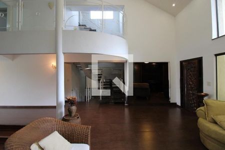 Casa de condomínio à venda com 700m², 4 quartos e 4 vagas