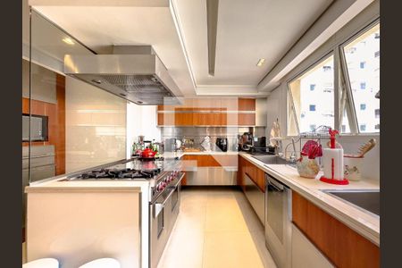 Apartamento à venda com 590m², 4 quartos e 6 vagas