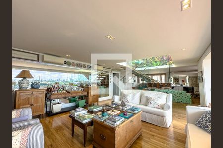 Apartamento à venda com 590m², 4 quartos e 6 vagas