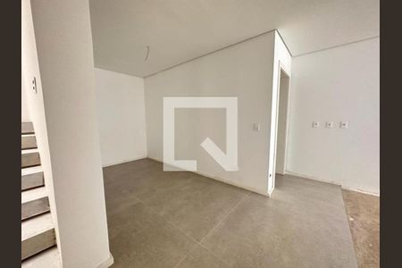Casa de condomínio à venda com 828m², 4 quartos e 5 vagas