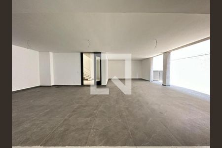 Casa de condomínio à venda com 828m², 4 quartos e 5 vagas