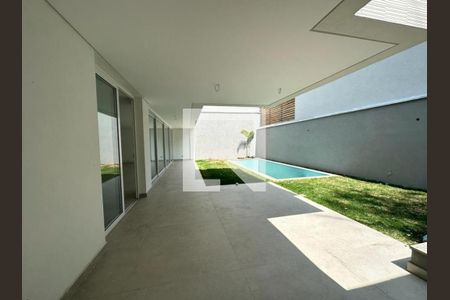 Casa de condomínio à venda com 450m², 4 quartos e 4 vagas