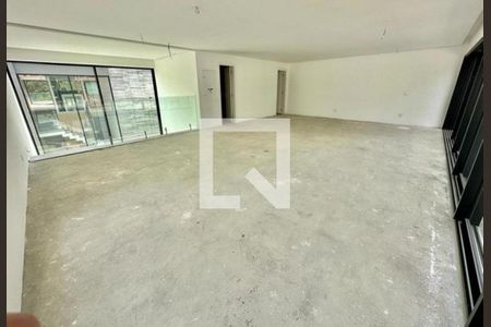 Casa de condomínio à venda com 748m², 3 quartos e 5 vagas