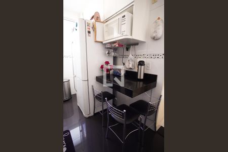 Apartamento à venda com 132m², 3 quartos e 2 vagas Apartamento à venda com 132m², 3 quartos e 2 vagasCozinha