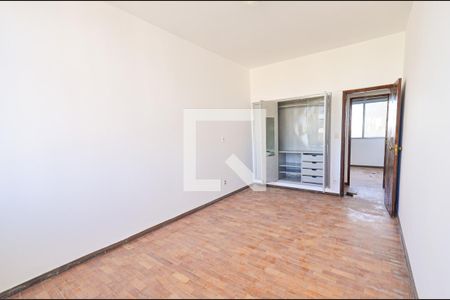 Apartamento para alugar com 166m², 4 quartos e 1 vagaQuarto3