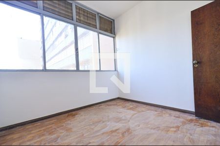Apartamento para alugar com 166m², 4 quartos e 1 vagaQuarto4