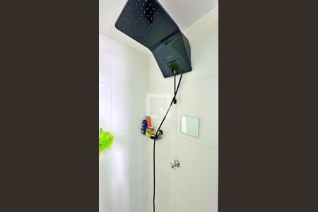 Banheiro de apartamento para alugar com 1 quarto, 38m² em Vila das Bandeiras, Guarulhos