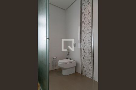 Casa à venda com 470m², 5 quartos e sem vaga Casa à venda com 470m², 5 quartos e sem vagaBanheiro da Suíte 3