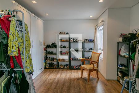 Casa à venda com 470m², 5 quartos e sem vaga Casa à venda com 470m², 5 quartos e sem vagaCloset da suíte 3