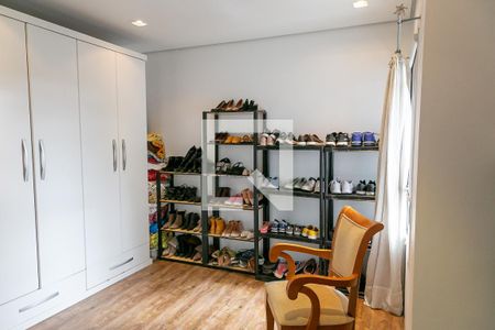 Casa à venda com 470m², 5 quartos e sem vaga Casa à venda com 470m², 5 quartos e sem vagaCloset da suíte 3