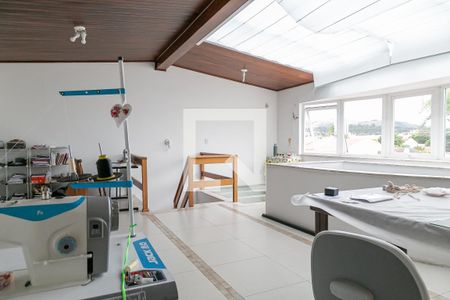 Casa à venda com 470m², 5 quartos e sem vaga Casa à venda com 470m², 5 quartos e sem vagaQuarto 4