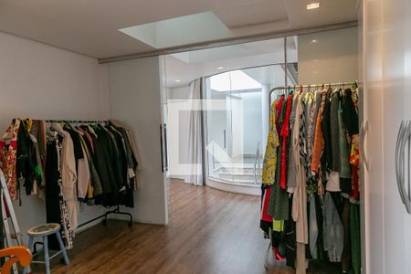 Casa à venda com 470m², 5 quartos e sem vaga Casa à venda com 470m², 5 quartos e sem vagaCloset da suíte 3