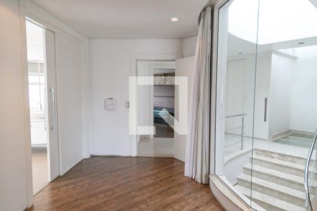 Casa à venda com 470m², 5 quartos e sem vaga Casa à venda com 470m², 5 quartos e sem vagaSuíte 3