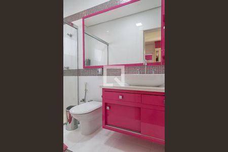 Casa à venda com 470m², 5 quartos e sem vaga Casa à venda com 470m², 5 quartos e sem vagaBanheiro da Suíte 2