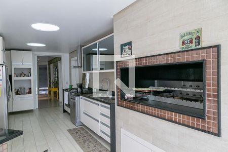 Casa à venda com 470m², 5 quartos e sem vaga Casa à venda com 470m², 5 quartos e sem vagaCozinha