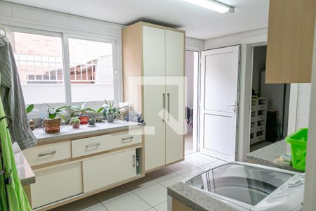 Casa à venda com 470m², 5 quartos e sem vaga Casa à venda com 470m², 5 quartos e sem vagaÁrea de Serviço