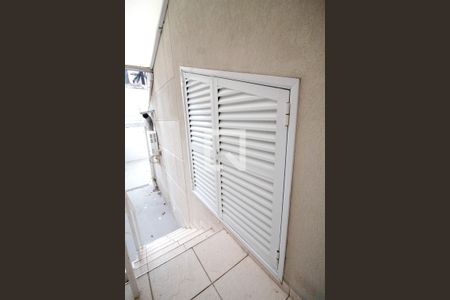 Casa de condomínio à venda com 340m², 4 quartos e 4 vagas Casa de condomínio à venda com 340m², 4 quartos e 4 vagasDepósito