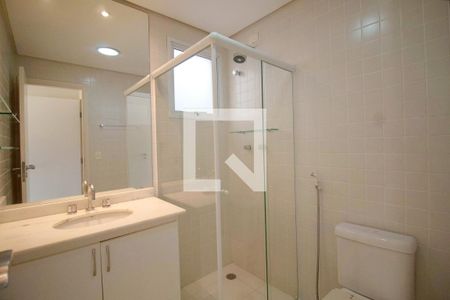 Casa de condomínio à venda com 340m², 4 quartos e 4 vagas Casa de condomínio à venda com 340m², 4 quartos e 4 vagasBanheiro da Suíte 3